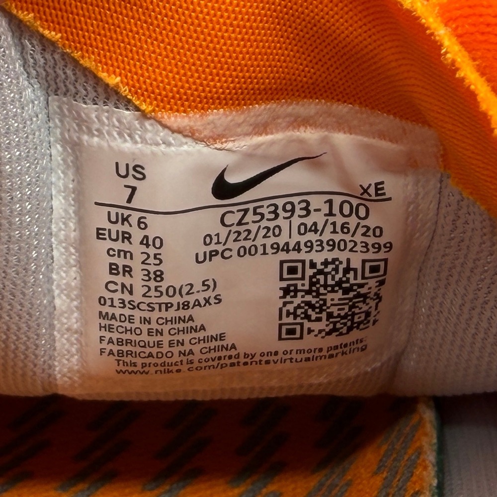 Nike‎ Air Zoom Pegasus 37 Tennessee Running Shoes Men's 7 White Orange Athletic - Picture 13 of 13